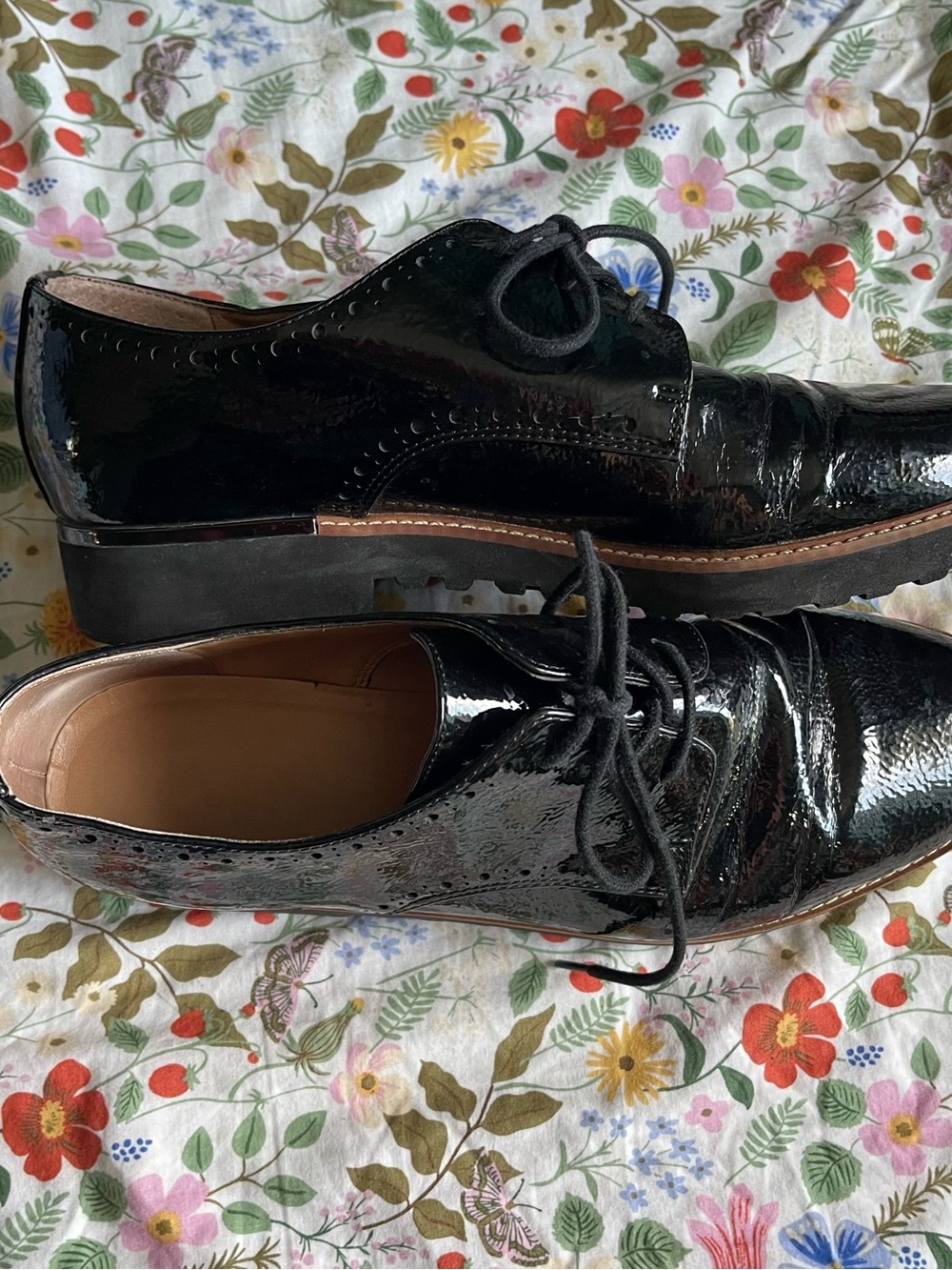 Franco Sarto Black Patent Leather Lace-Up Oxfords